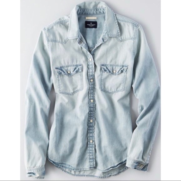 American Eagle Outfitters Tops - American Eagle Denim Button down